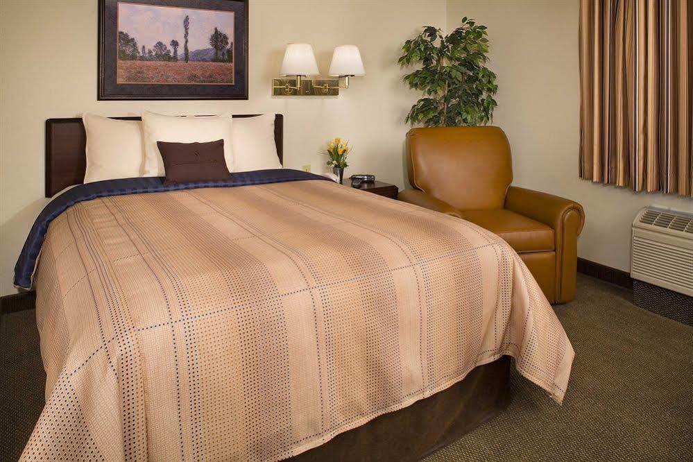 Candlewood Suites Elmira Horseheads By Ihg Екстериор снимка